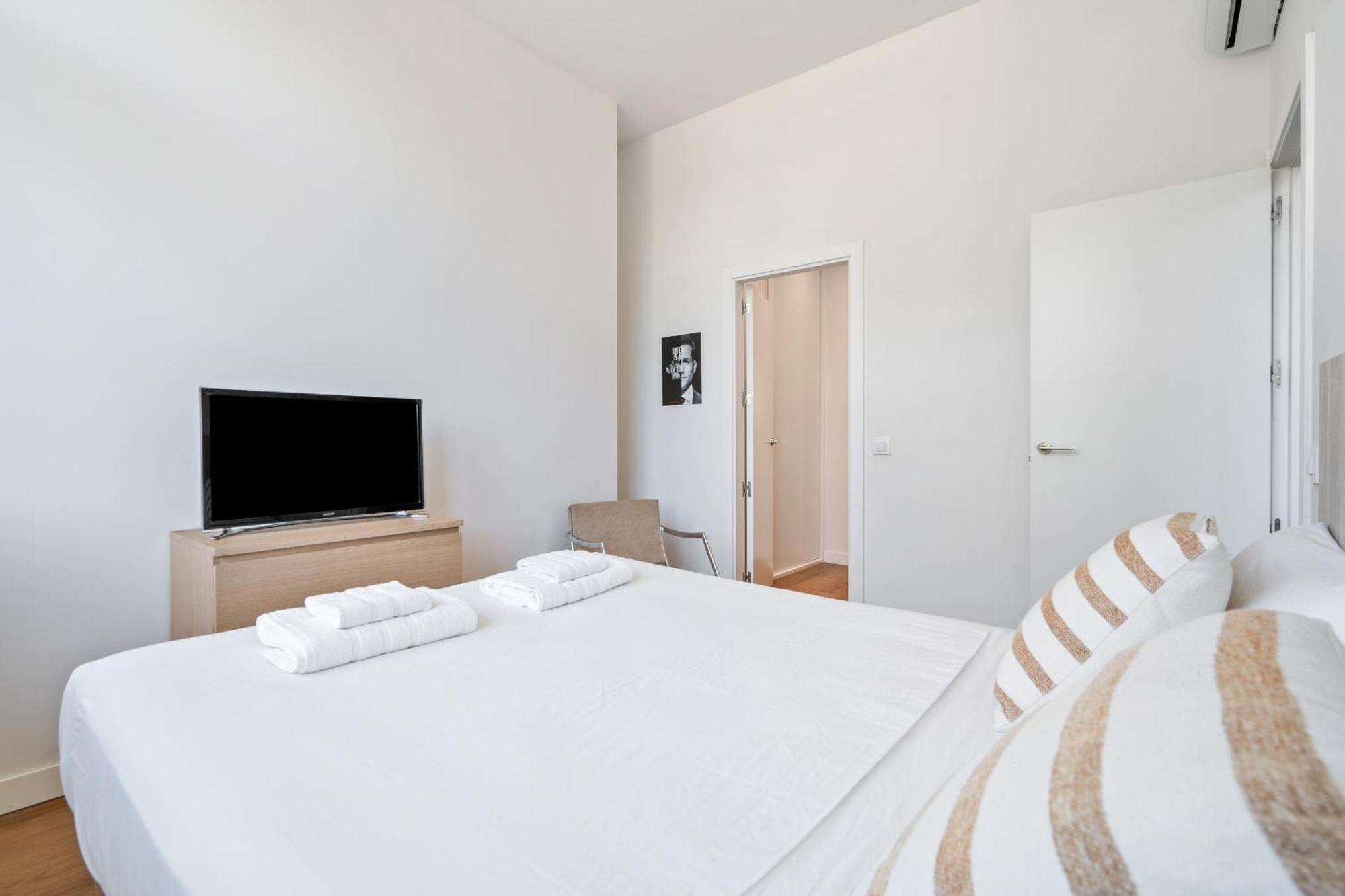 Apartamento Unico Chamartin Madrid Exterior photo